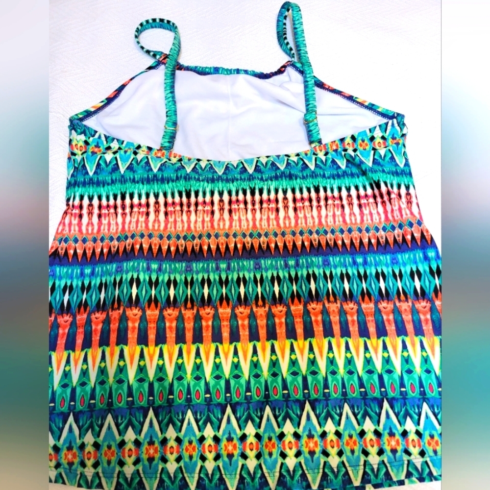 Tankini Top By 24 & Ocean - Picture 2 of 3